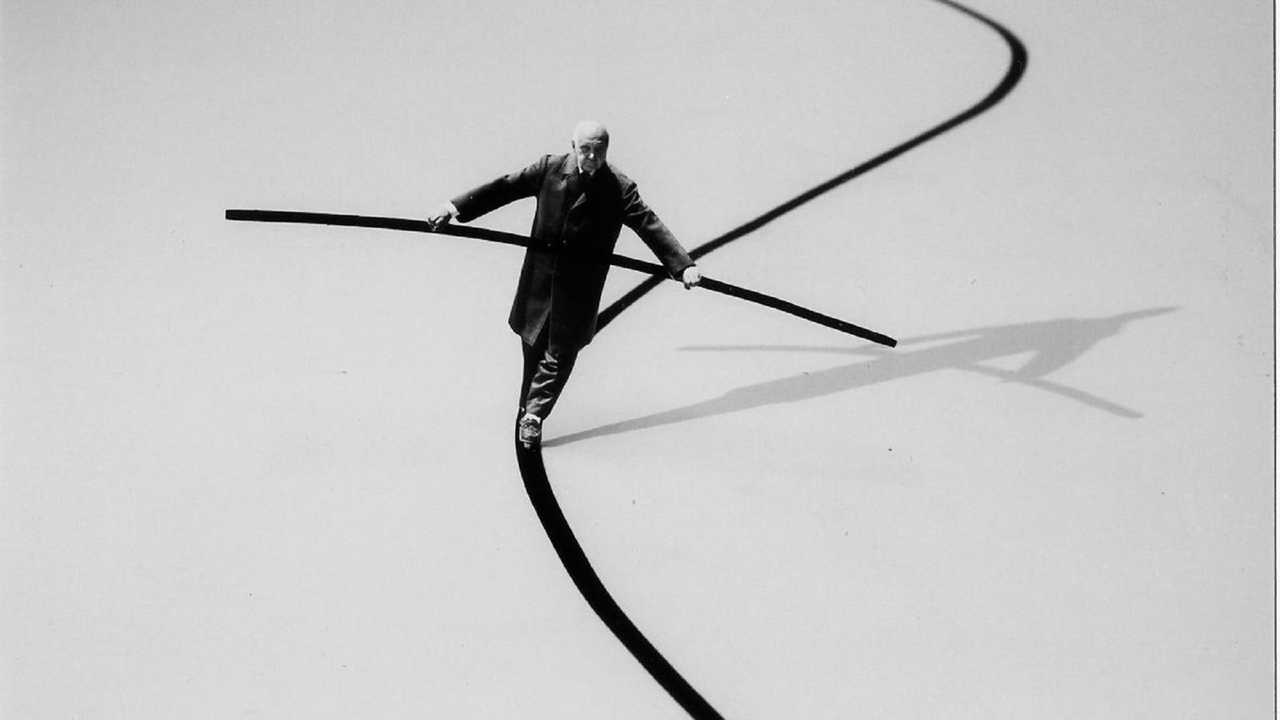 Copyright. Gilbert Garcin - The funambulist